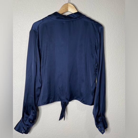 Aritzia Wilfred Effortless Satin Tie-front Blouse NWT Pure Indigo (Navy) - Large - Picture 6 of 11